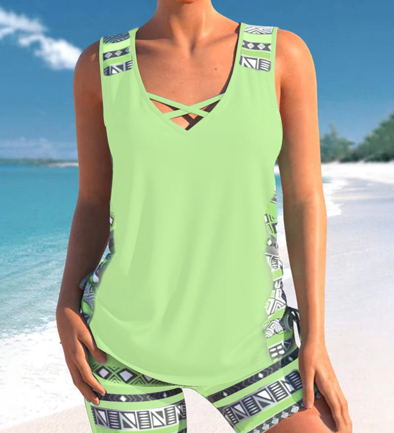 Soline | Tankini with Geometric Print and V-Neck Exposure