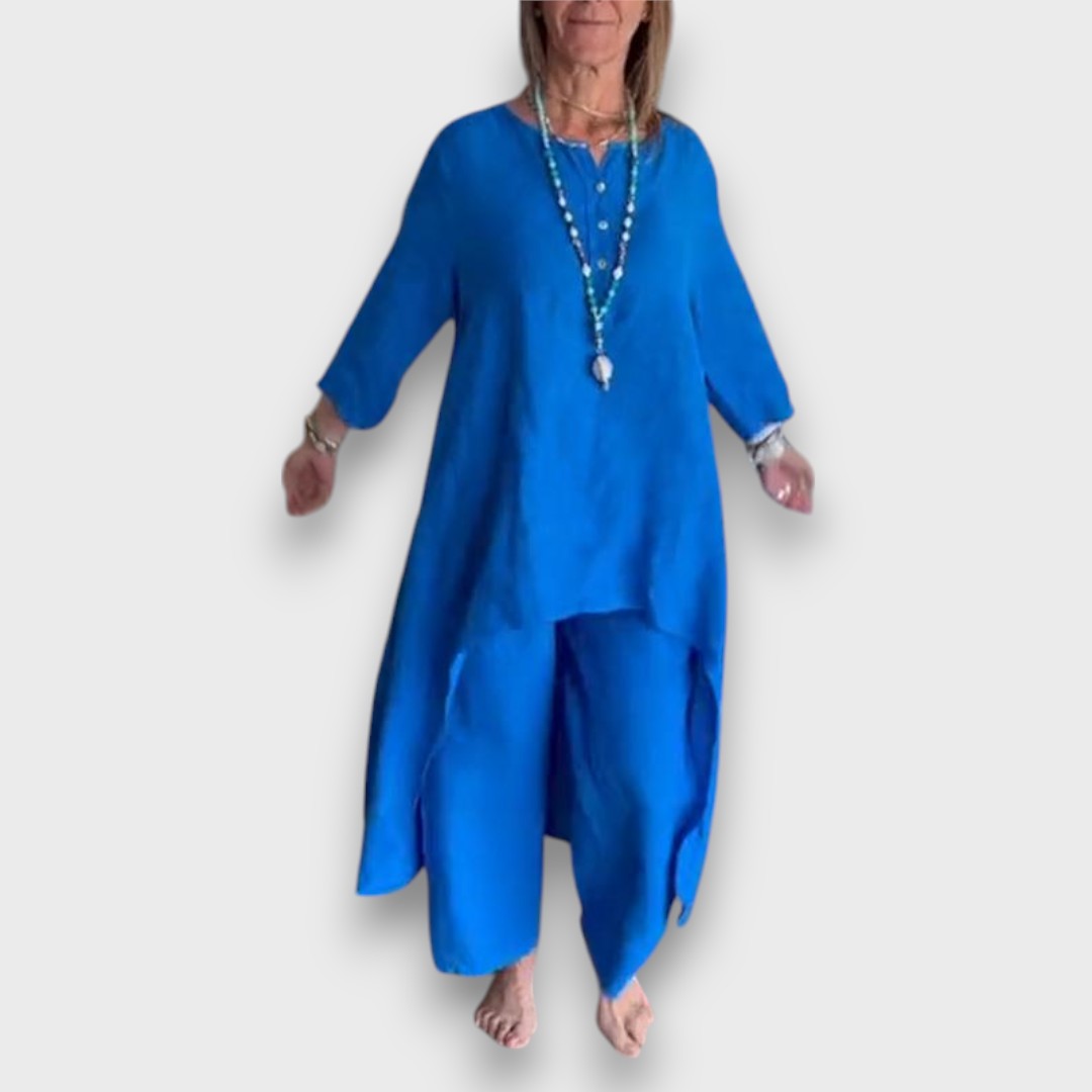 Mirala – Summer Suit with an Asymmetrical Touch