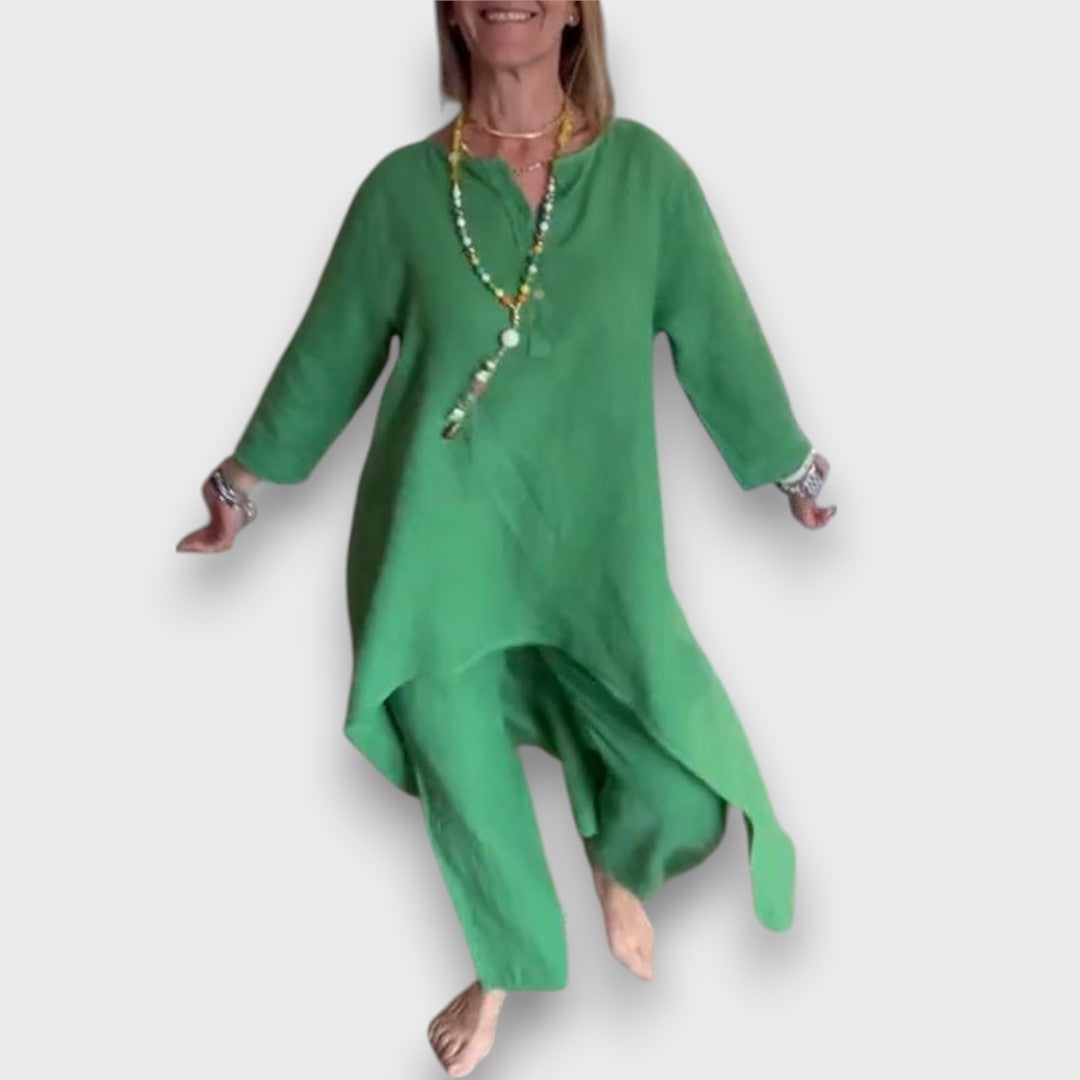 Mirala – Summer Suit with an Asymmetrical Touch