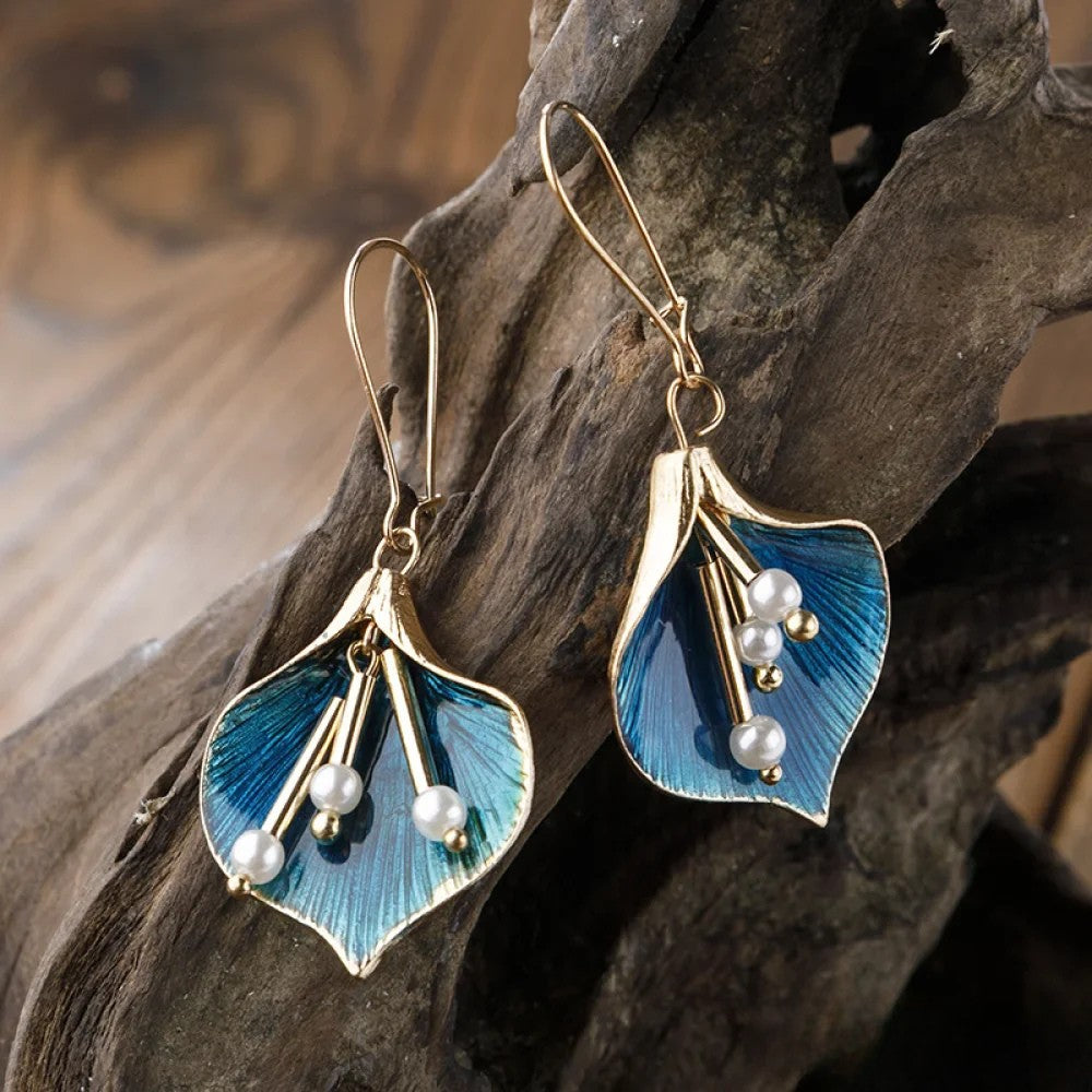 Antique Blue Lotus Silver Earrings in Luxurious Design