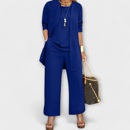 Laura – Three-Piece Set with Soft Sweater