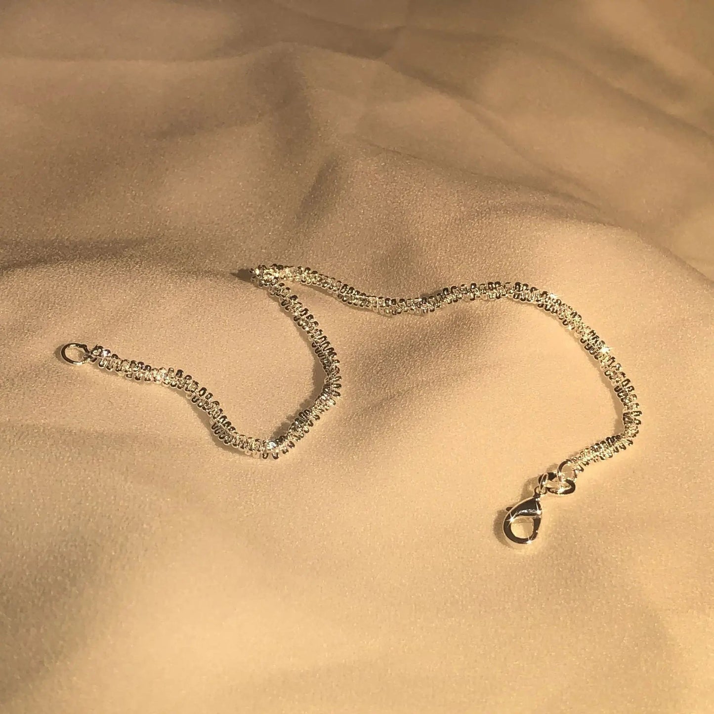 Elegant Sparkling Bracelet with Luxury Display