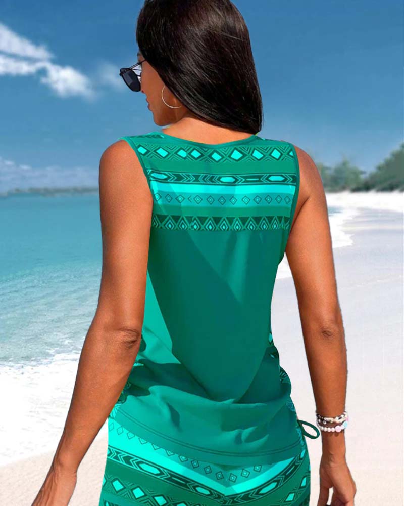 Soline | Tankini with Geometric Print and V-Neck Exposure