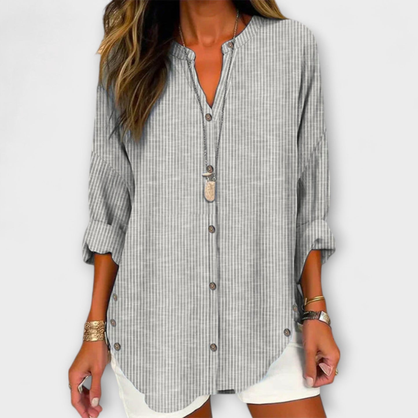 Lucida Top with V-Neck and Elegant Stripe Pattern
