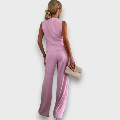 Milia – Women's Suit with Vest and Wide Legs