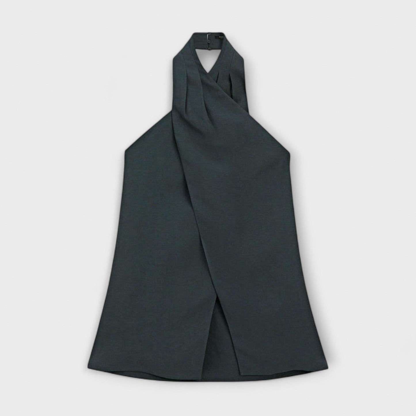 Blue Top with Back Cut-Out - Elegance and Comfort in Summer