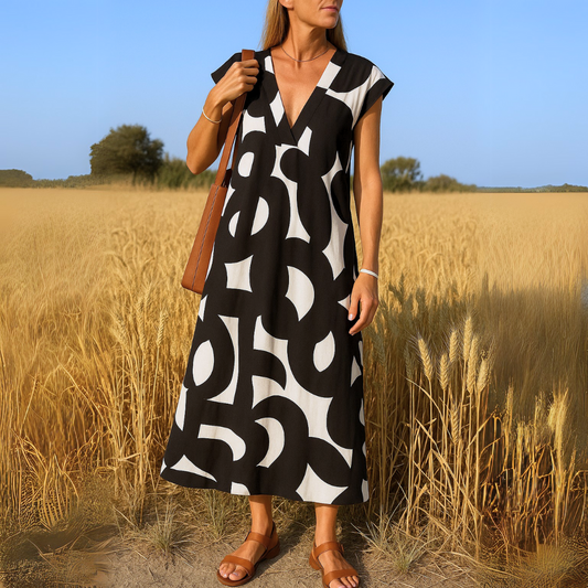 Valerie | Lightweight Dress with V-Neck