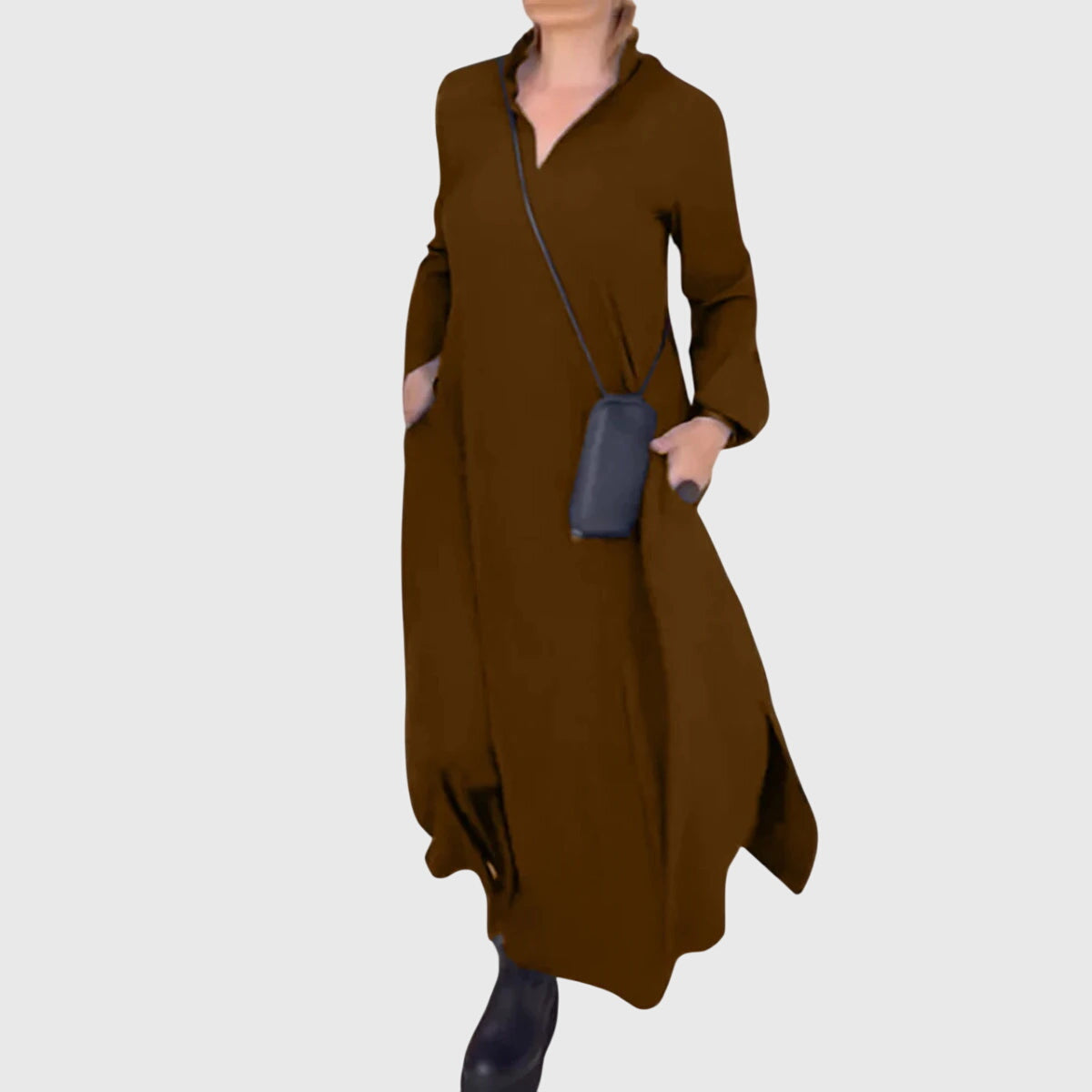 "Elena" | Elegant dress made of soft velvet.