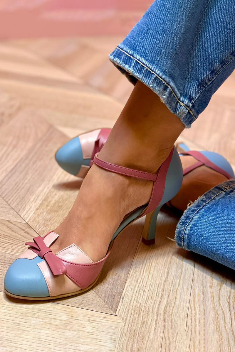 Belerosa | Colorful sandals with a tie and straps, with a rounded toe