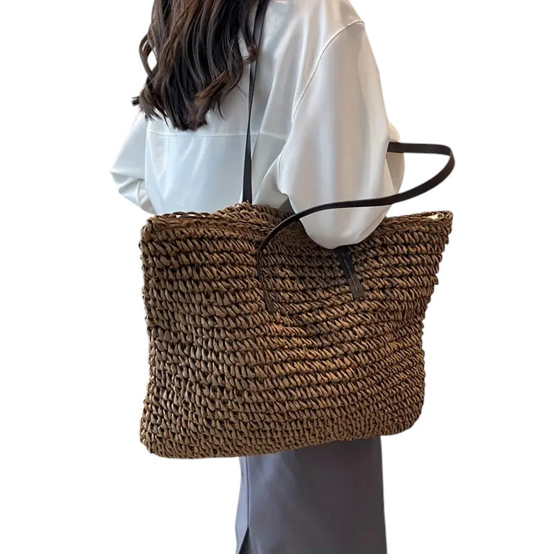 Laura's Woven Carry Bag - Functionality and Elegance