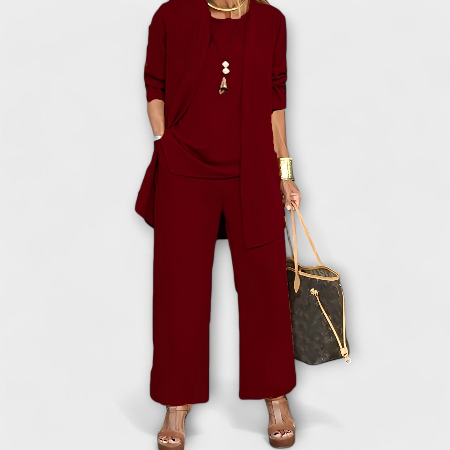 Laura – Three-Piece Set with Soft Sweater
