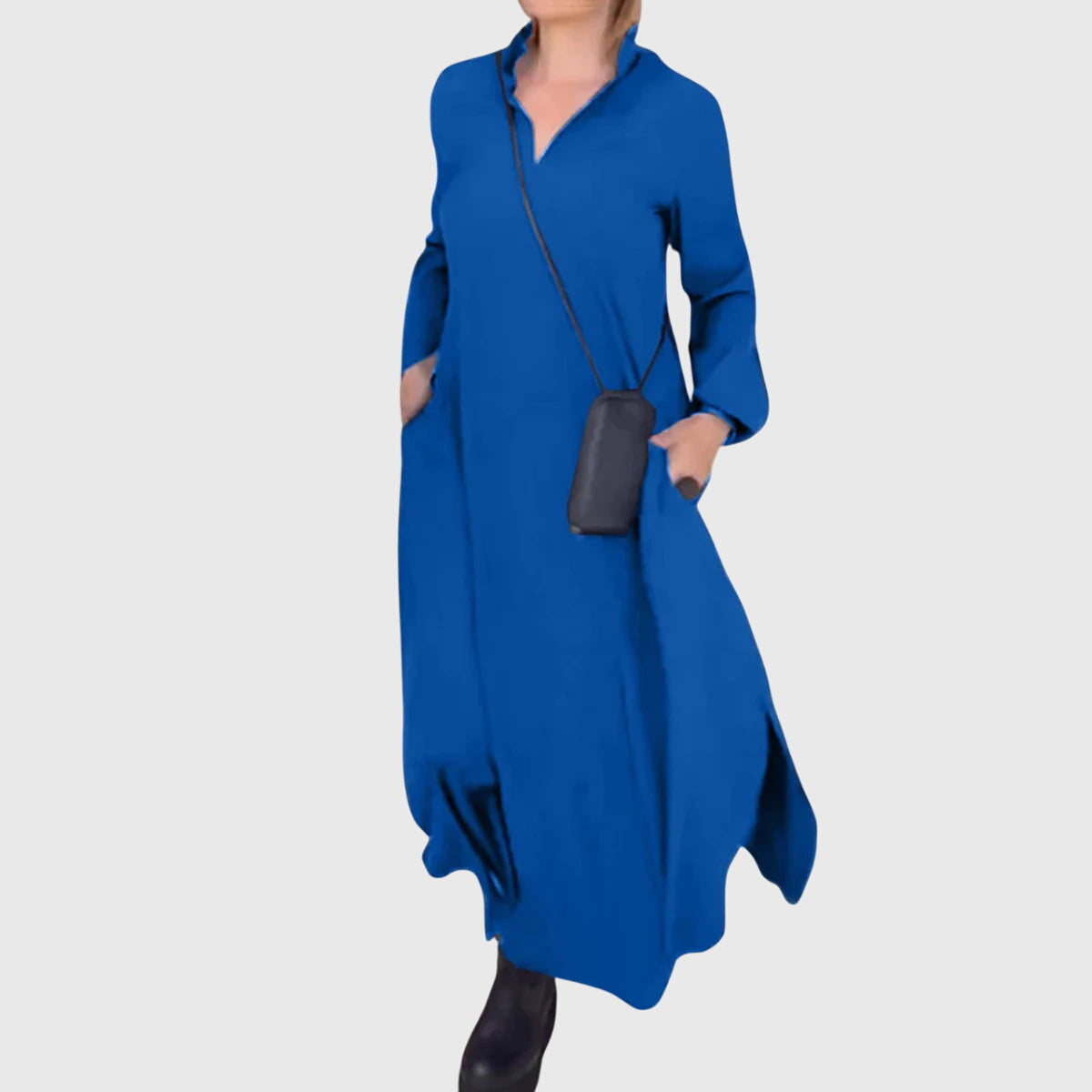 "Elena" | Elegant dress made of soft velvet.