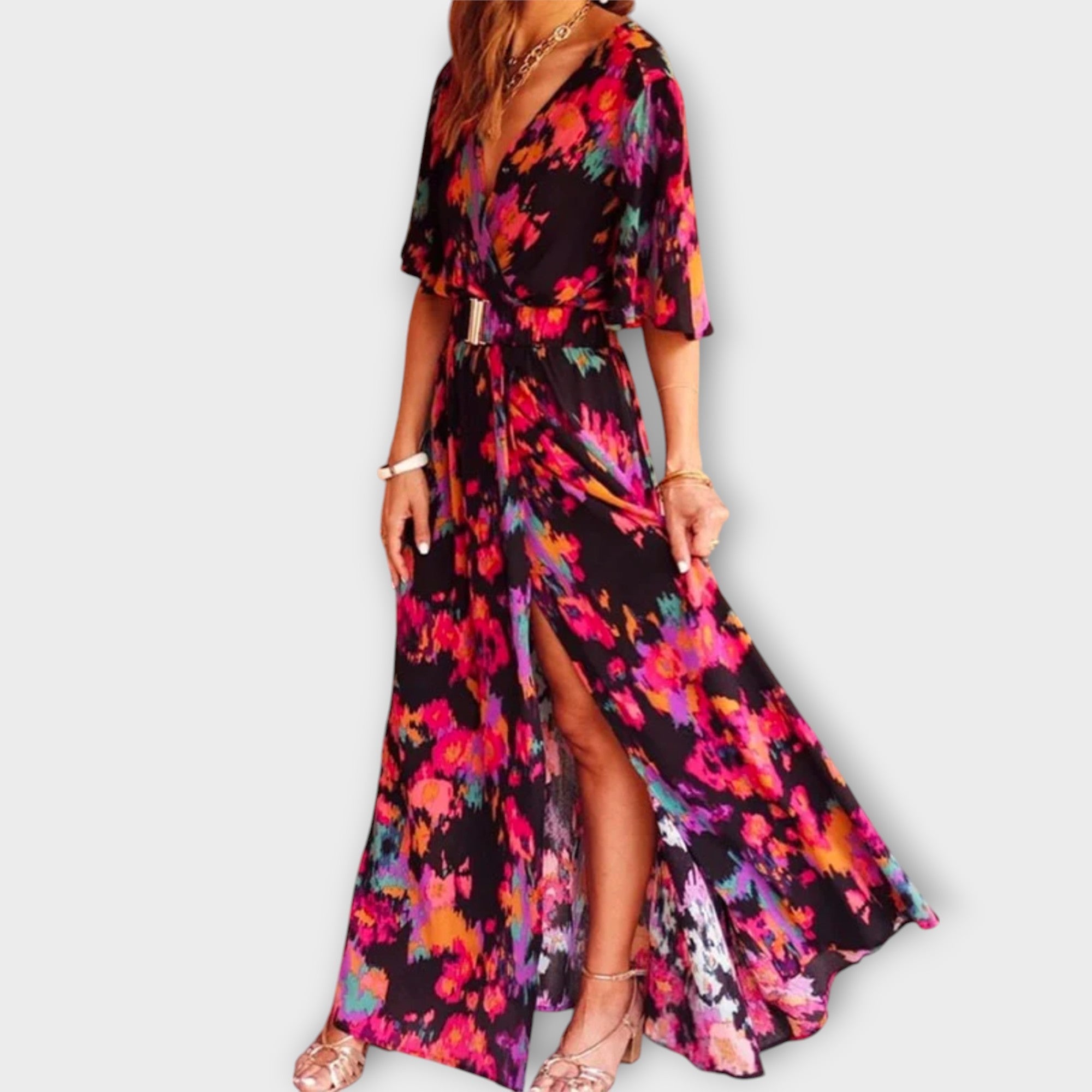 Elegant Maxi Dress with Flowing Design