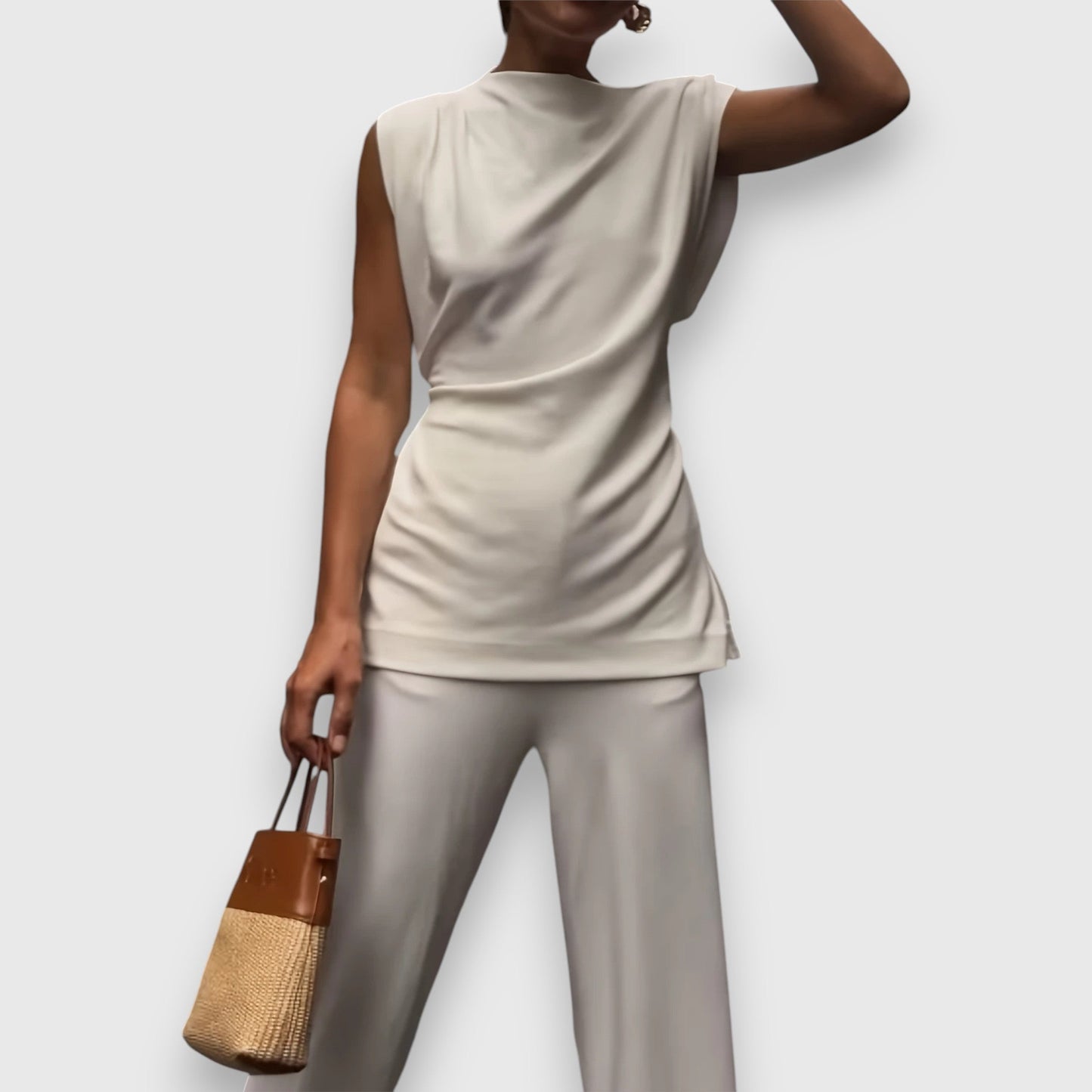 Abelyn – Asymmetrical Two-Piece Suit in White