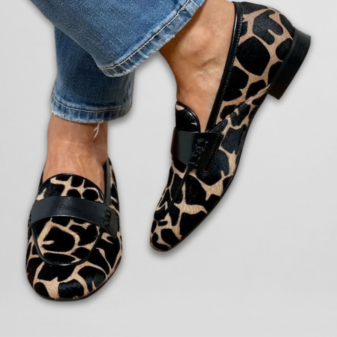 Prizila | Loafer with Animal Print