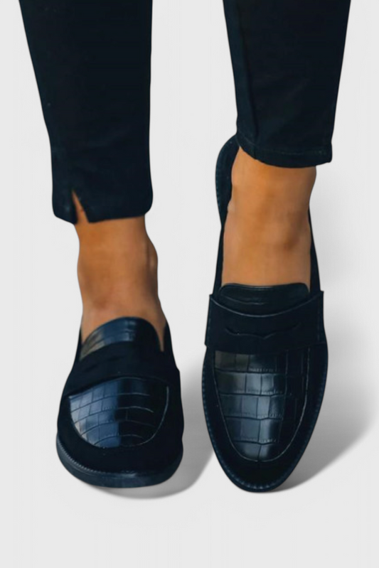 Elegant shoes and a book for every day