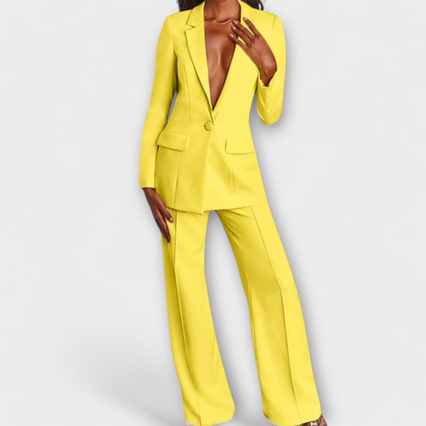 Amalia – Elegant Pantsuit for Any Occasion