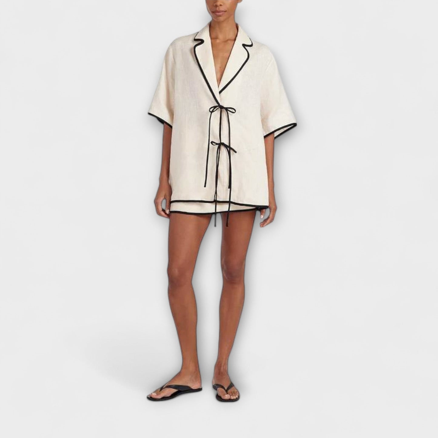Luan – A Cozy Set with Black Stripes