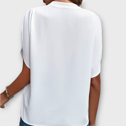 Elegant and Lightweight Women's Shirt