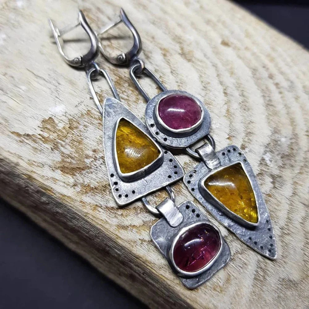 Retro Geometric Triangle Earrings