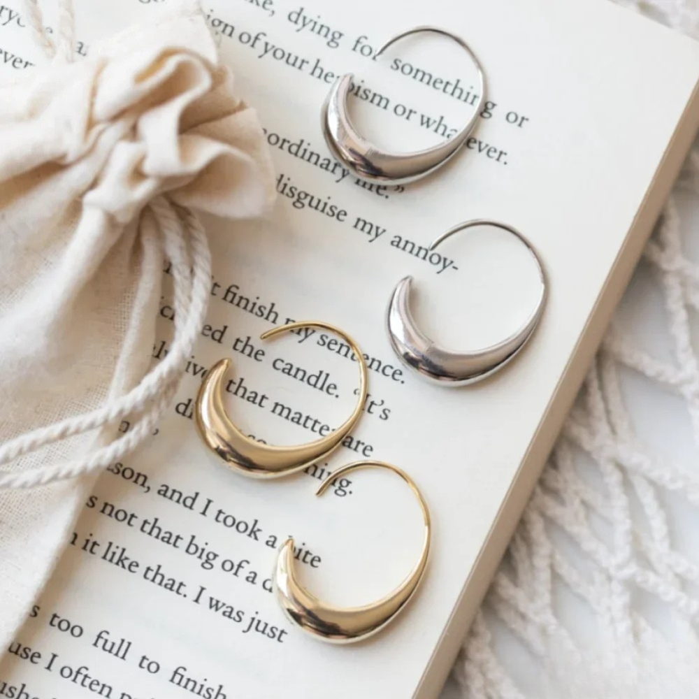 Elegant and High-Quality Designer Earrings