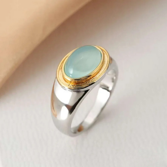 Green Retro Moon Ring