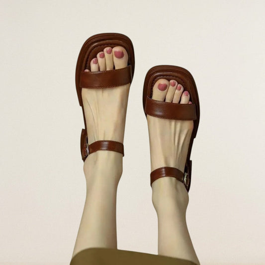 Stylish and Comfortable Sandals with Orthopedic Comfort
