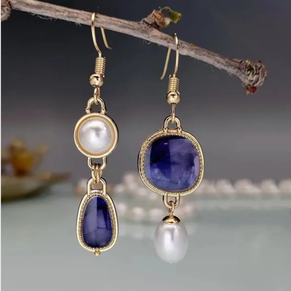 Retro Earrings with Blue Stone - Laura Jewelry