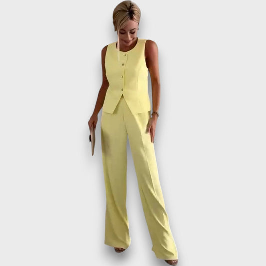 Milia – Women's Suit with Vest and Wide Legs