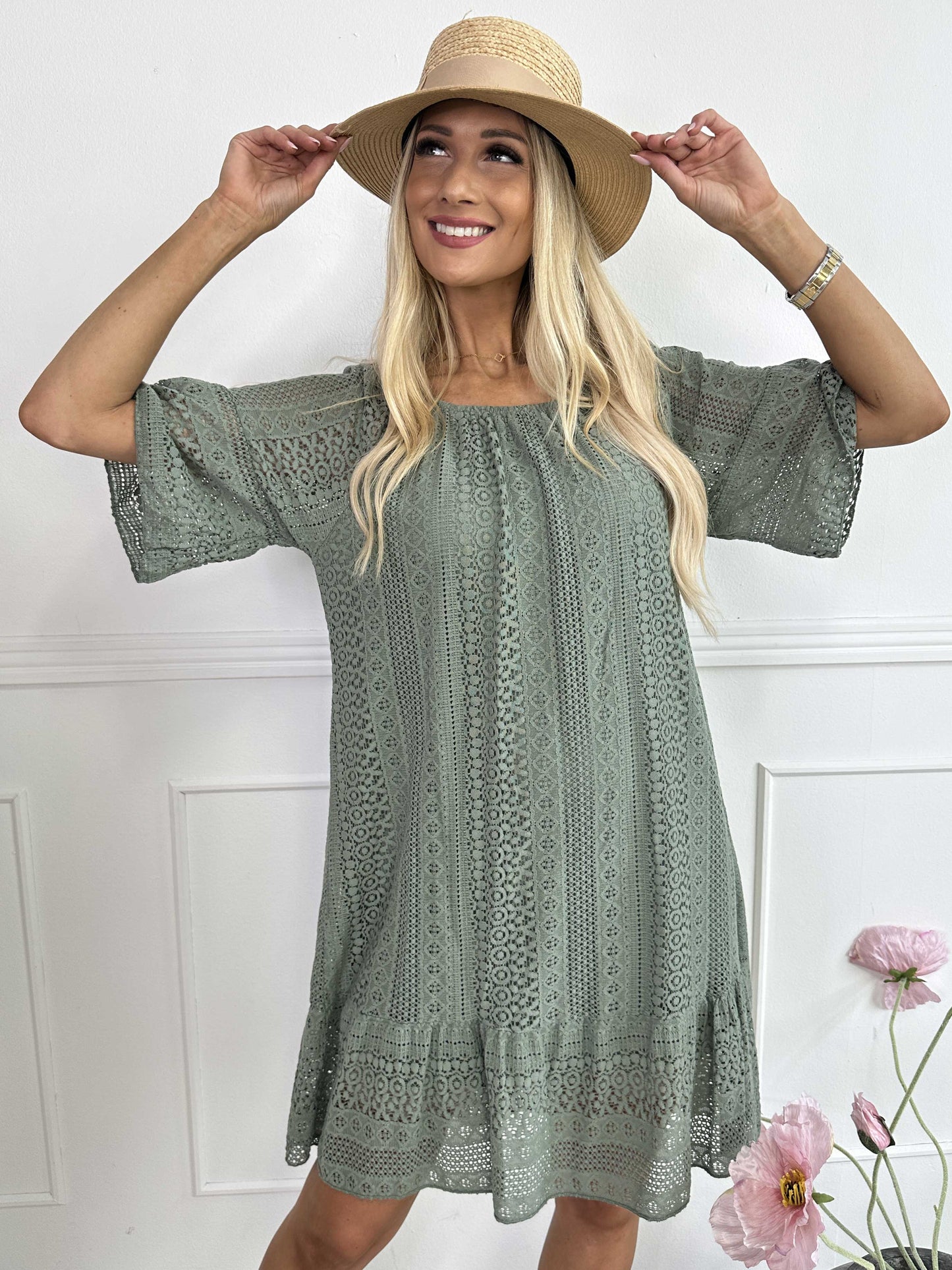 Galatea Sleeves - Dress Made of Soft Lace Cotton