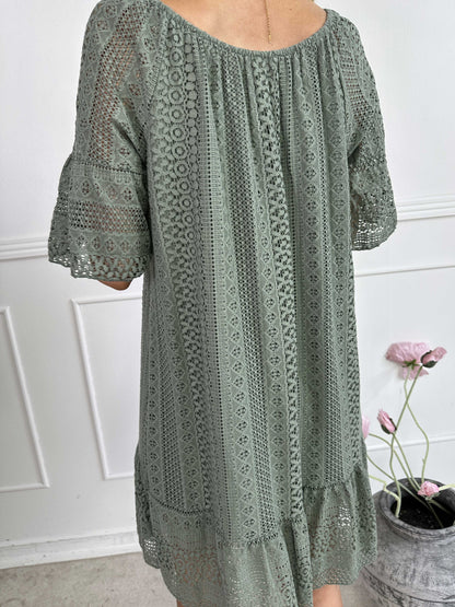 Galatea Sleeves - Dress Made of Soft Lace Cotton