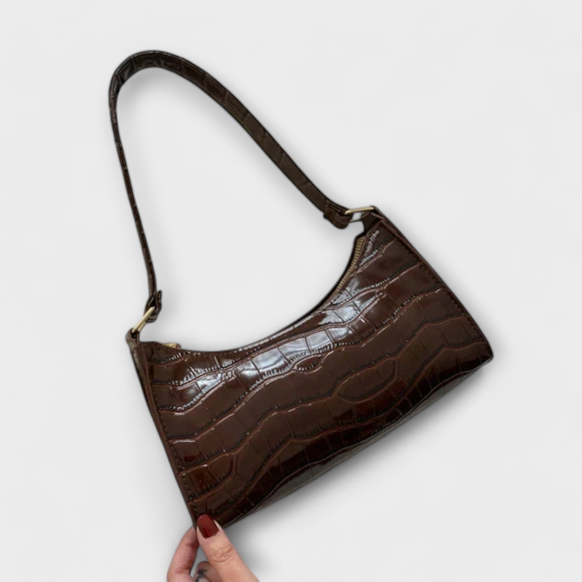 Shiny Leather HLaura Bag - Perfect Style and Functionality