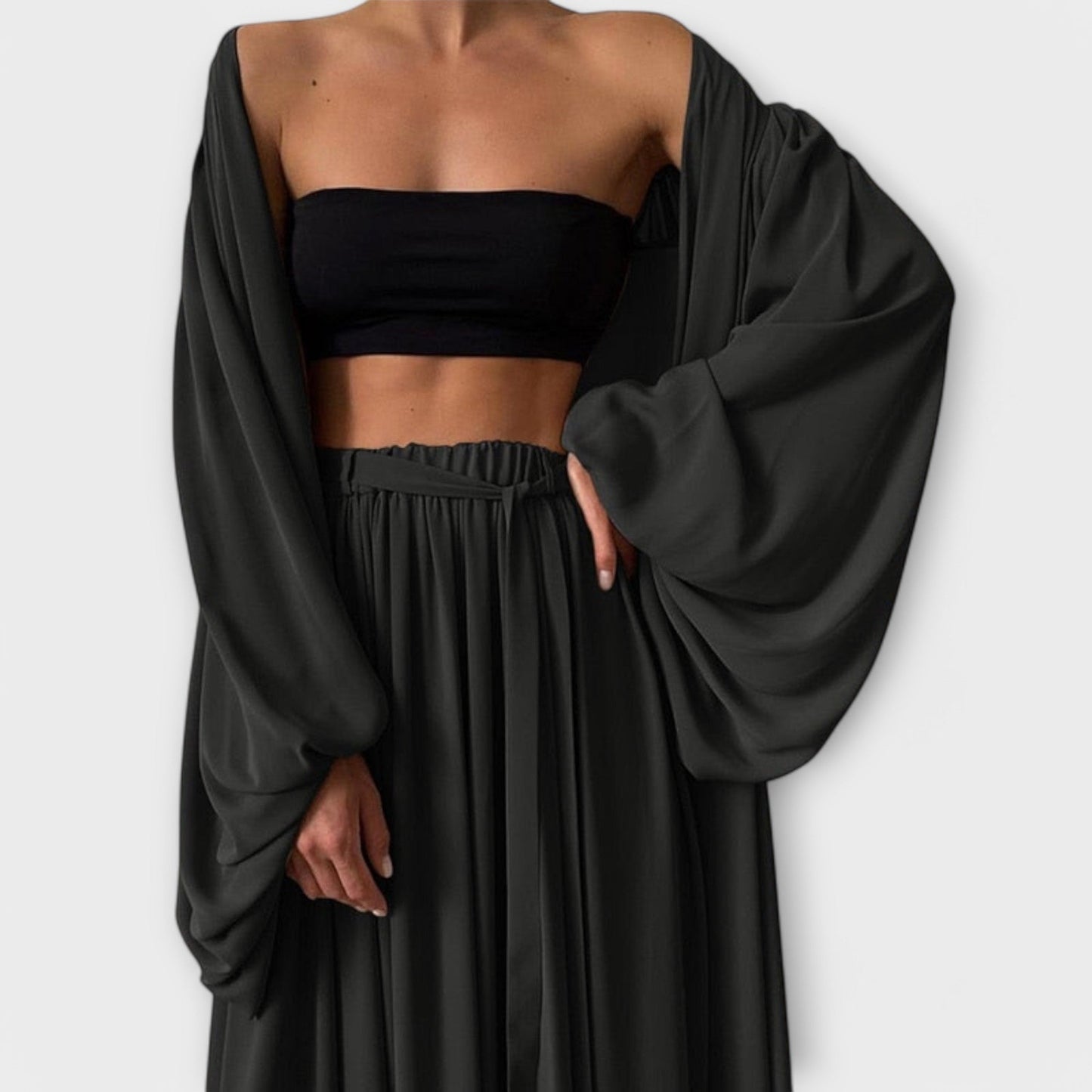 Lomara – Three-Piece Lounge Set with Kimono