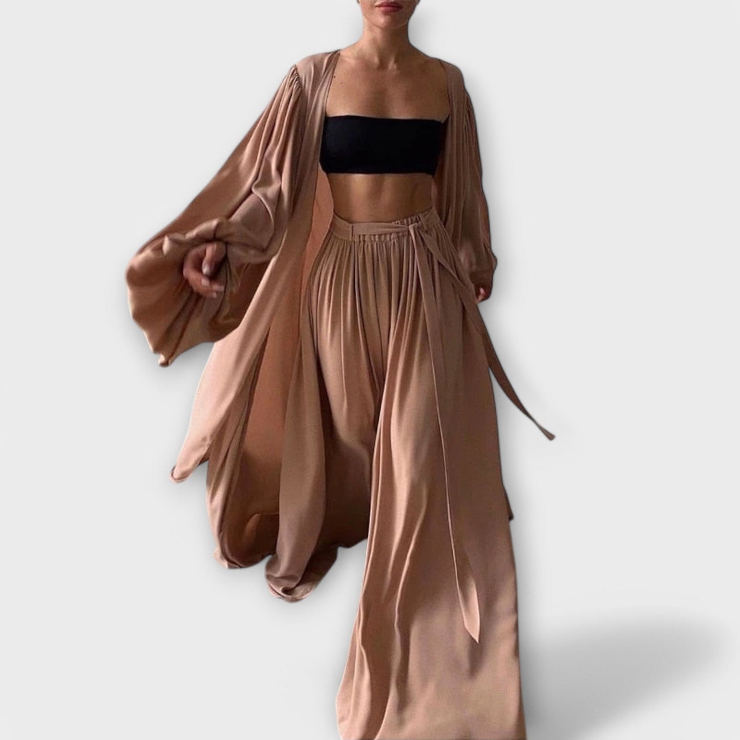 Lomara – Three-Piece Lounge Set with Kimono