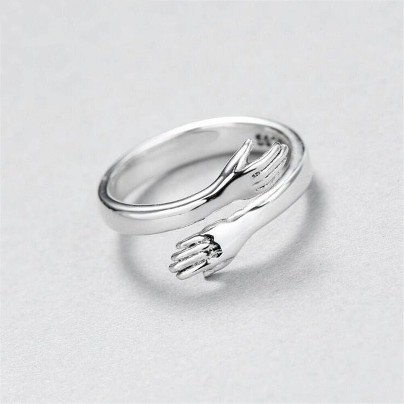 Adjustable Hug Ring Made of Quality Silver