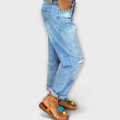 Spring Jeans for Women in a Relaxed Fit