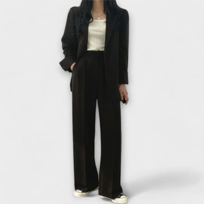 Gramat – Classic Trouser Suit for Stylish Appearances