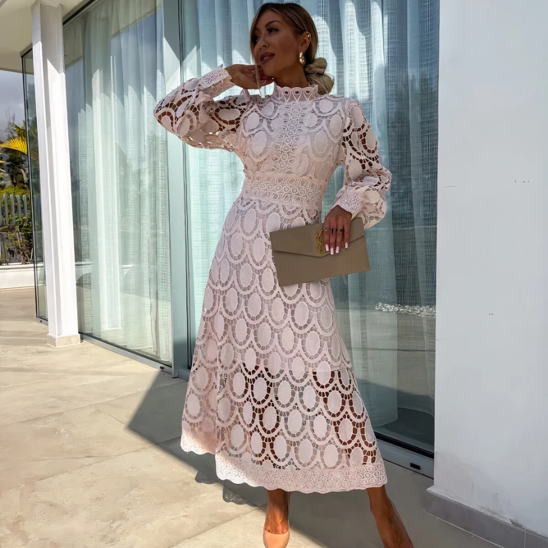 Shimmering and Feminine Lace Dresses