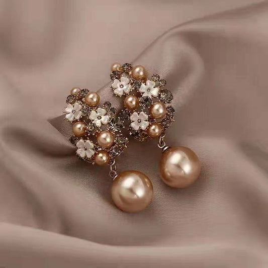 Elegant Flower Pendants