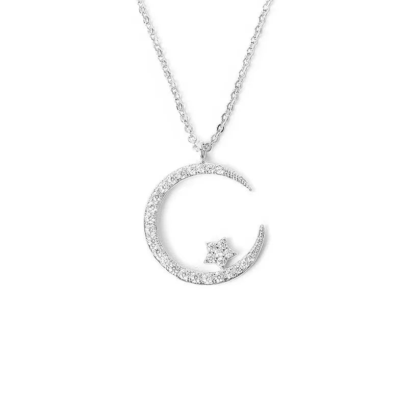 Celest | Necklace with Star Pendant Made of Zirconia