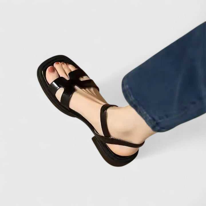Dalian | Elegant Flat Sandals
