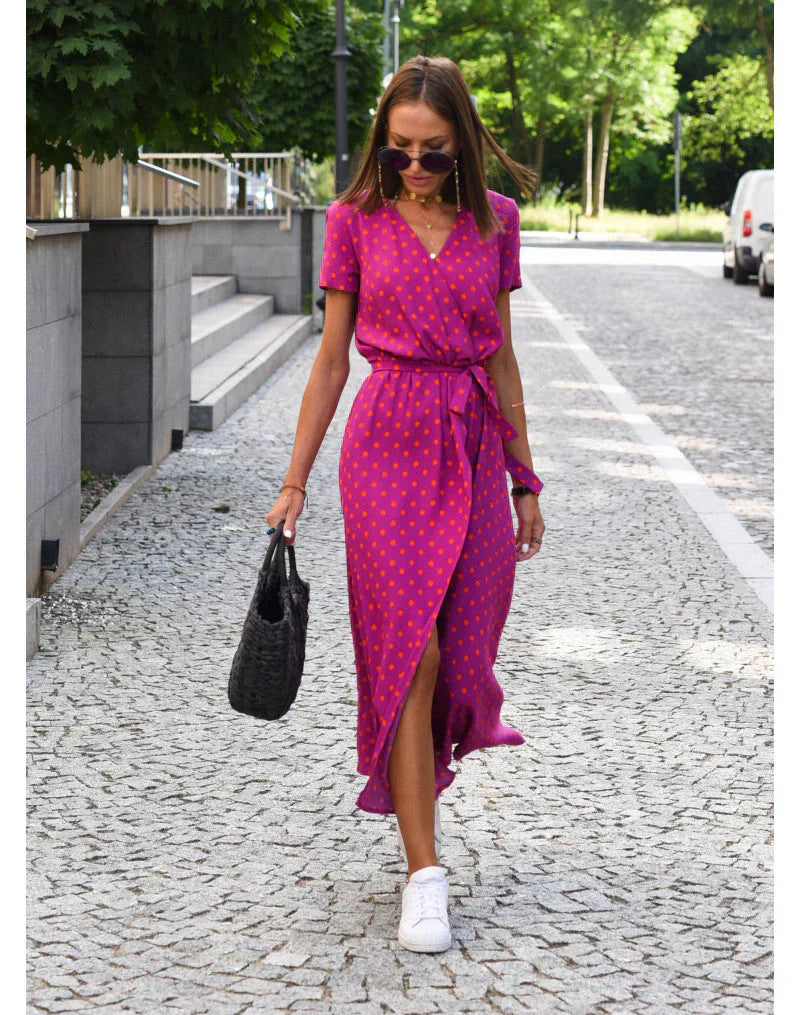 Susan - Elegant Dress with V-Neck