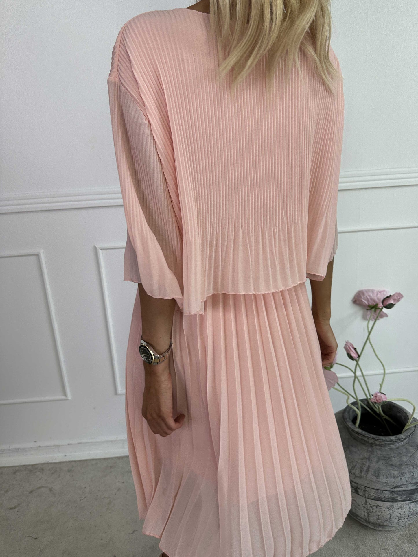 Kristina - Sweet Inflatable Dress with a Rafia Layer