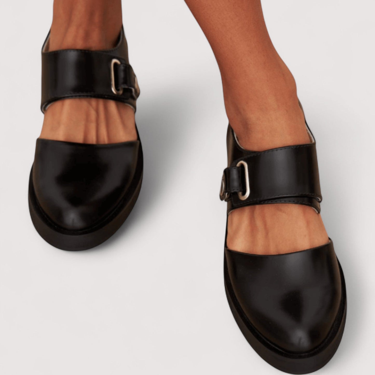 Sophia - Timeless Elegant Sandals