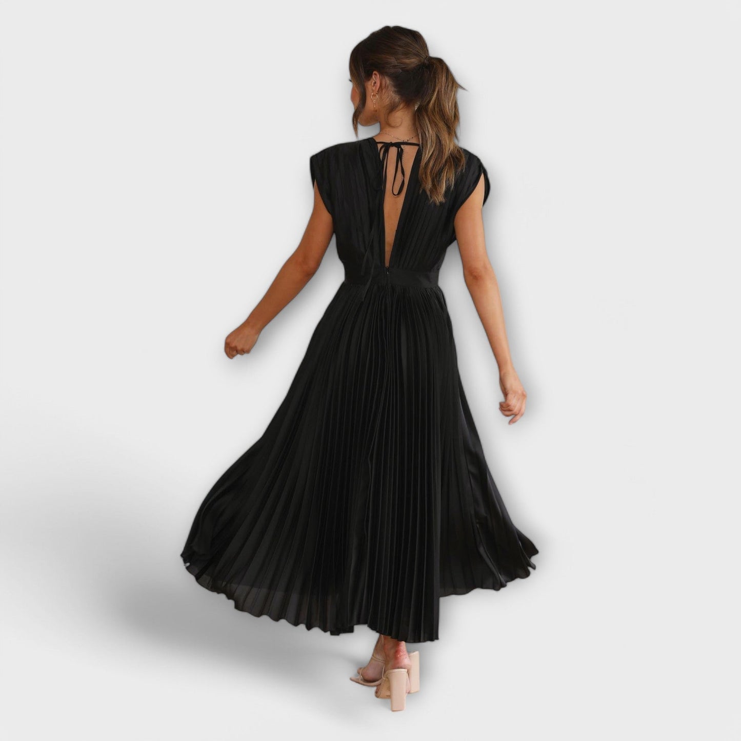 Maria Dress with V-Neck Design and Pleats