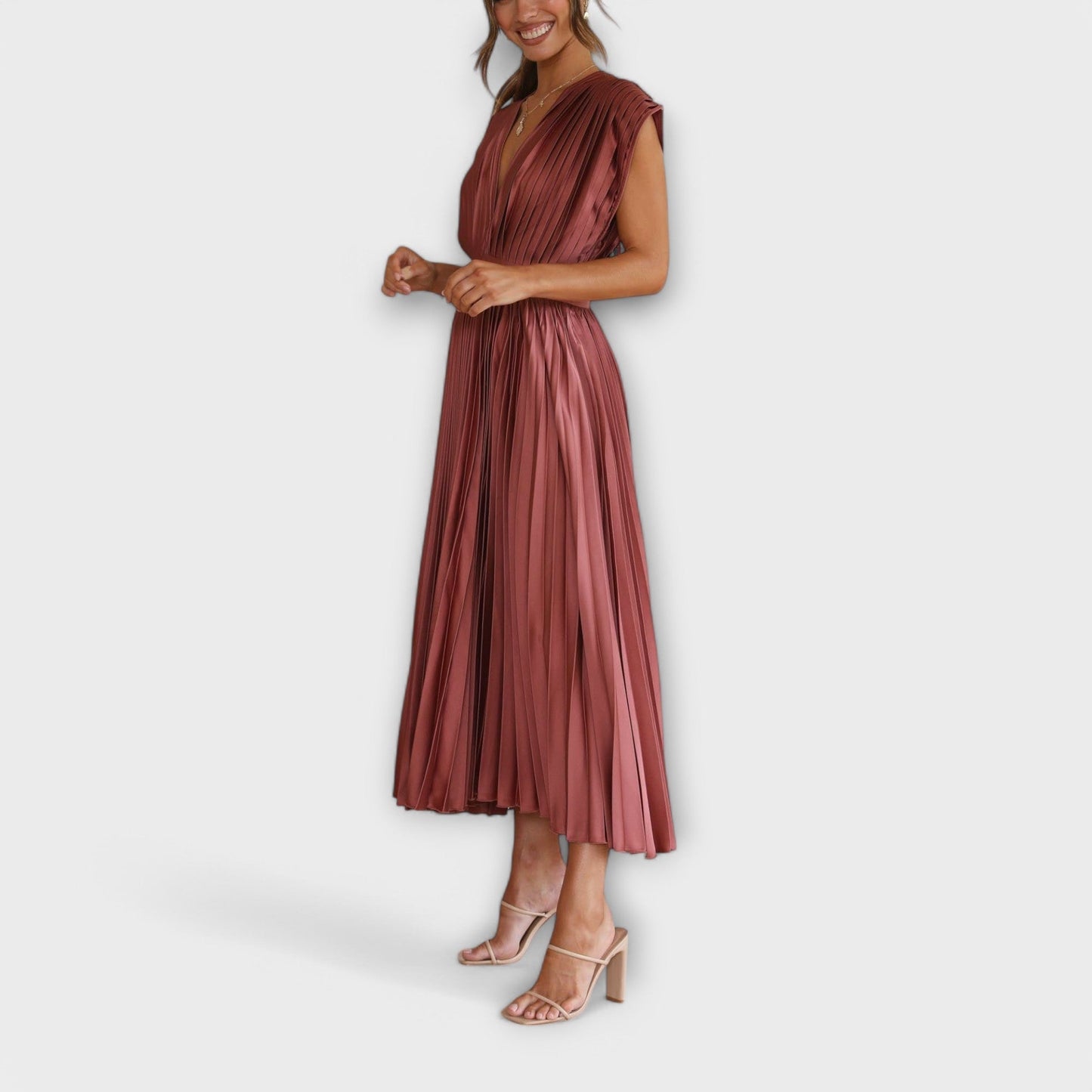 Maria Dress with V-Neck Design and Pleats