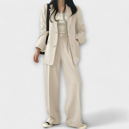 Gramat – Classic Trouser Suit for Stylish Appearances