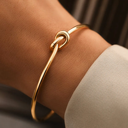 Adjustable Classic Bracelet - Laura Jewelry