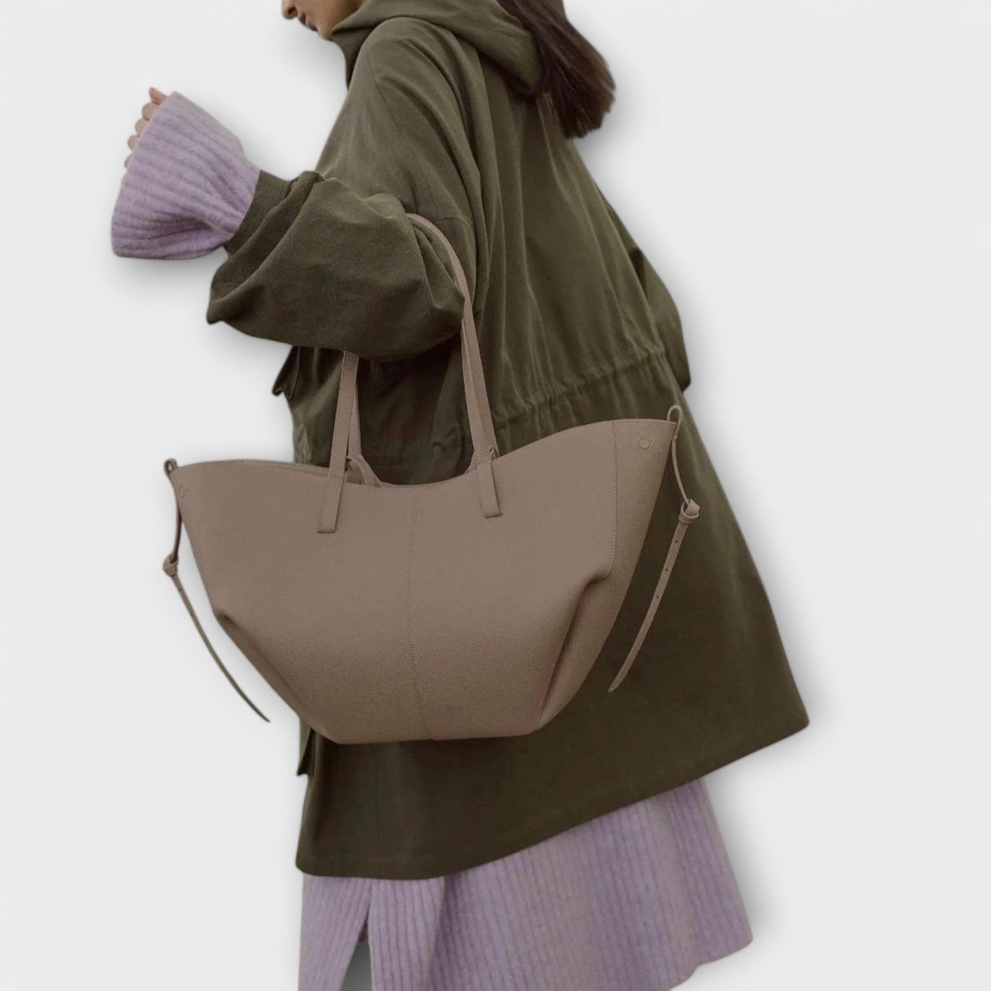 Stylish Italian Leather Handbag - Aura Bag