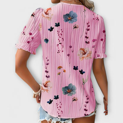 Emily Shirt with V-Neck in a Relaxed and Elegant Fit